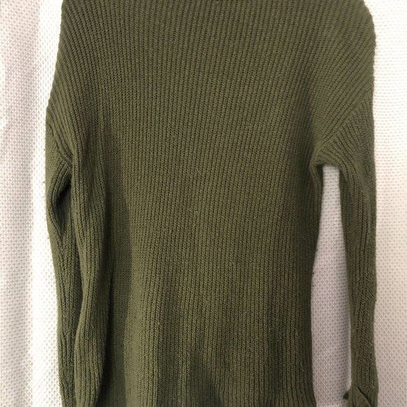 American Eagle Green Knit Sweater - Picture 2 of 2